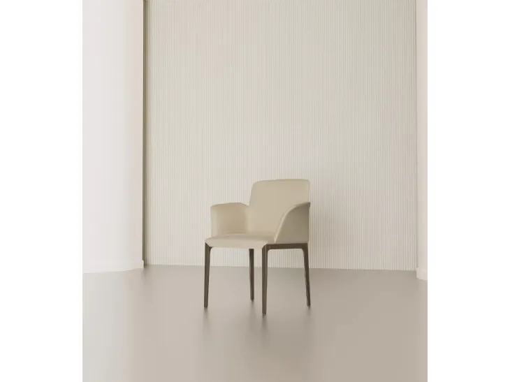 Sedia con braccioli Opera in pelle di Bontempi