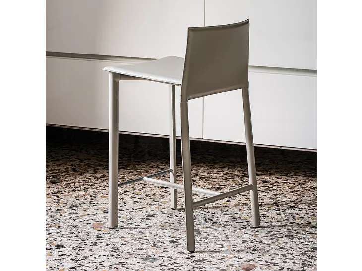 Sgabello in cuoio Cliff di Cattelan Italia