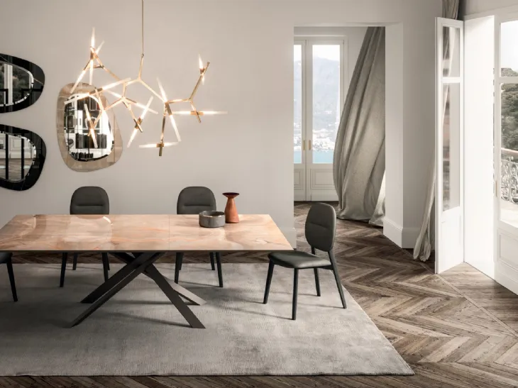 Tavolo rettangolare in marble glass e base in metallo 4X4 Allungabile di Ozzio