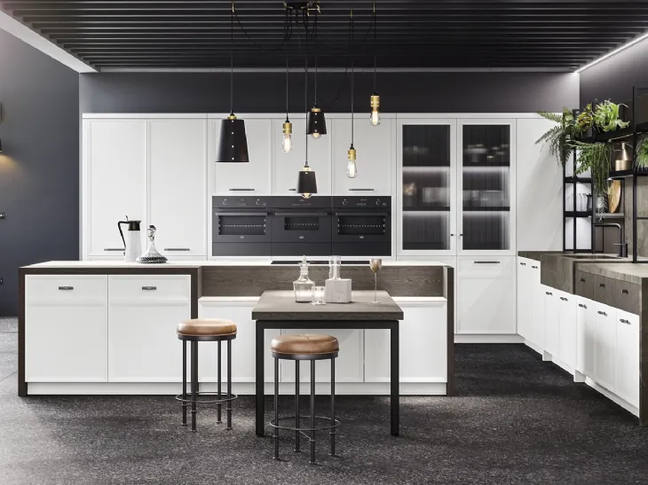 Cucina classica con isola in laccato opaco Bianco e rovere con top in gres Levante di Miton
