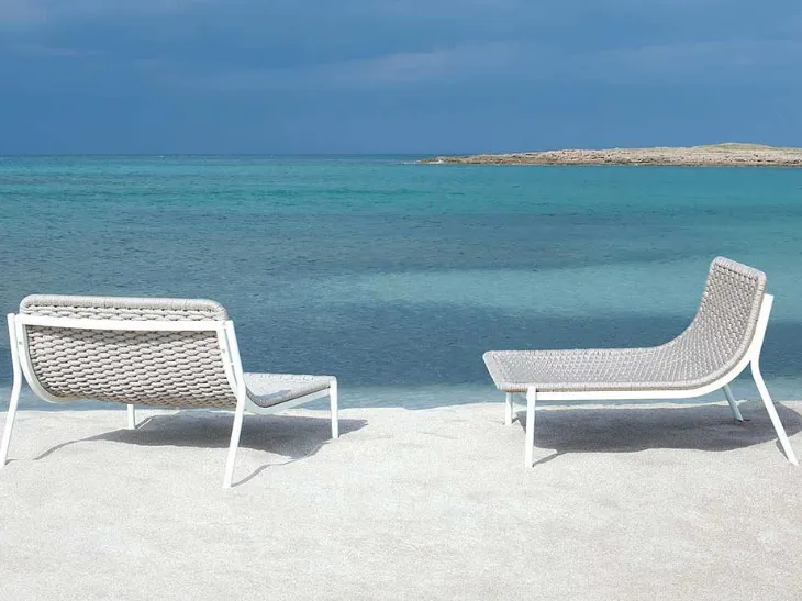 Poltroncina da giardino Baia di Paola Lenti