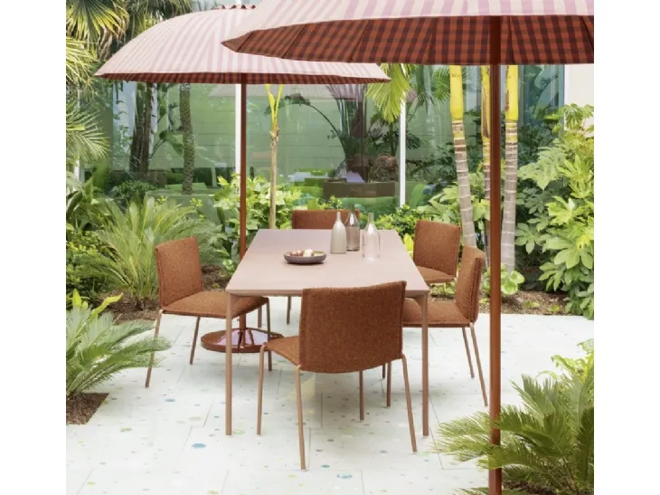 Tavolo Plano con top in cemento di Paola Lenti