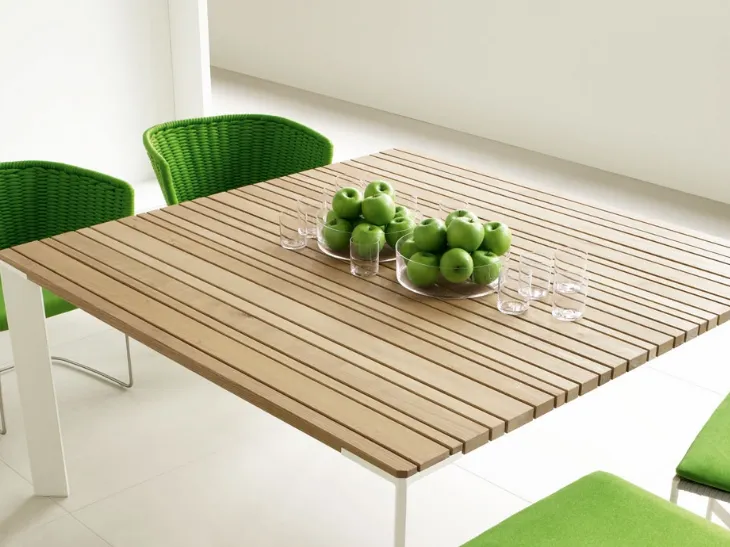 Tavolo da giardino Sunset di Paola Lenti