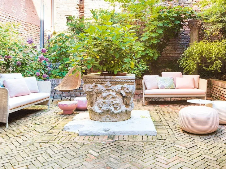 Salotto da giardino Teatime di Paola Lenti